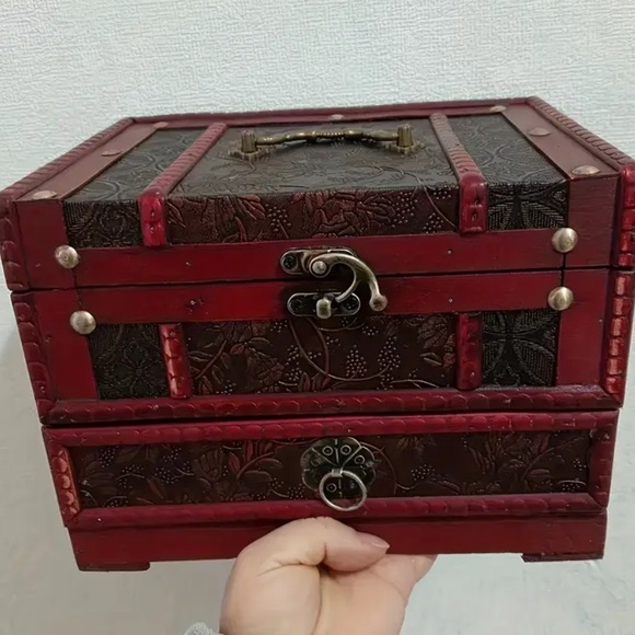 New Elegant Wooden Jewelry Box with Drawer - Brown - Picture 8 of 9